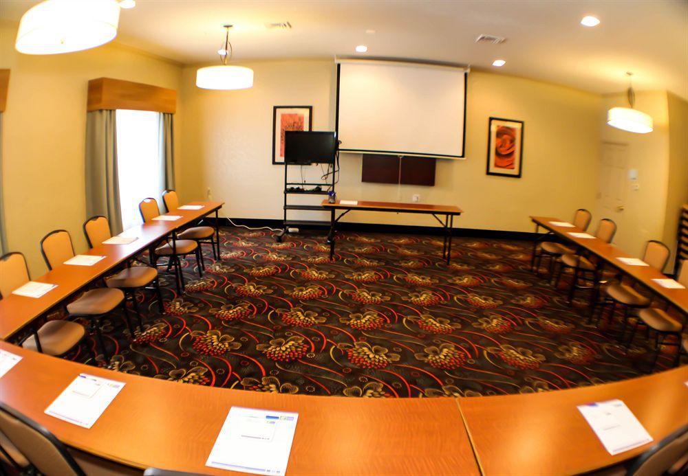 Holiday Inn Express & Suites Indianapolis North - Carmel By Ihg Экстерьер фото
