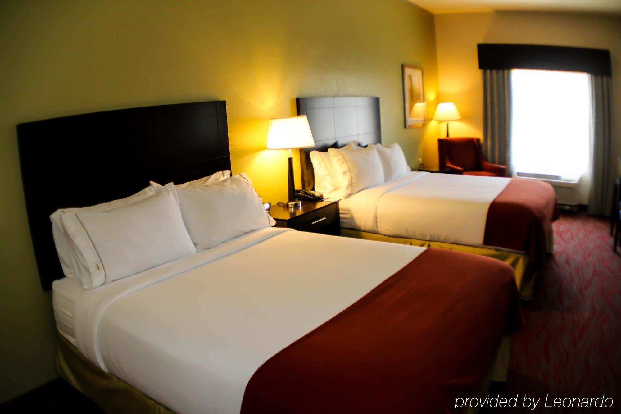 Holiday Inn Express & Suites Indianapolis North - Carmel By Ihg Экстерьер фото