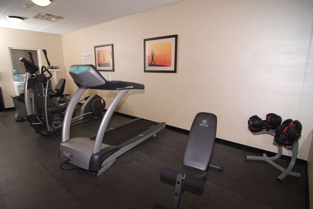Holiday Inn Express & Suites Indianapolis North - Carmel By Ihg Экстерьер фото