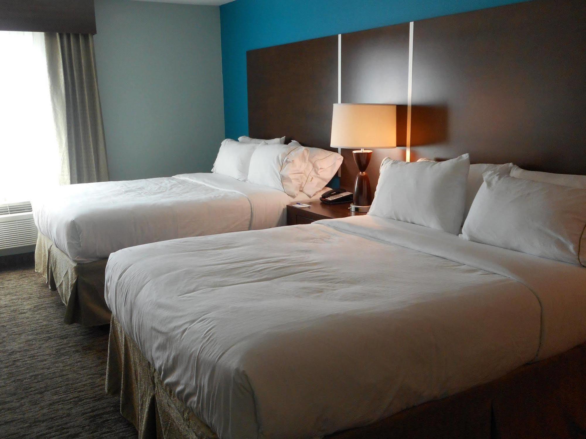 Holiday Inn Express & Suites Indianapolis North - Carmel By Ihg Экстерьер фото